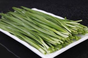 雨水节气多吃韭菜