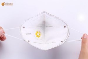 预防肺炎以及肺炎患者出门都应该戴口罩